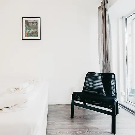 Apartment Urban Condo N°1